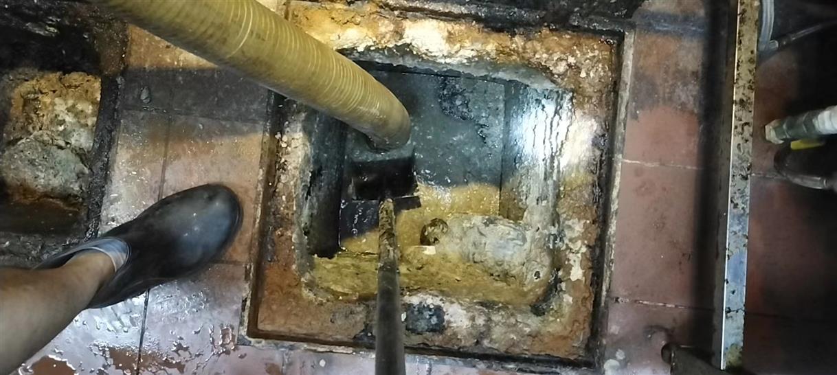 湘东污水池清理一般都有毒气，怎么预防中毒呢？